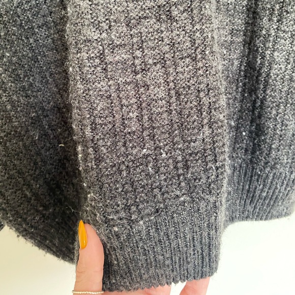 Primark Oversized Ombré Sweater - Picture 4 of 4